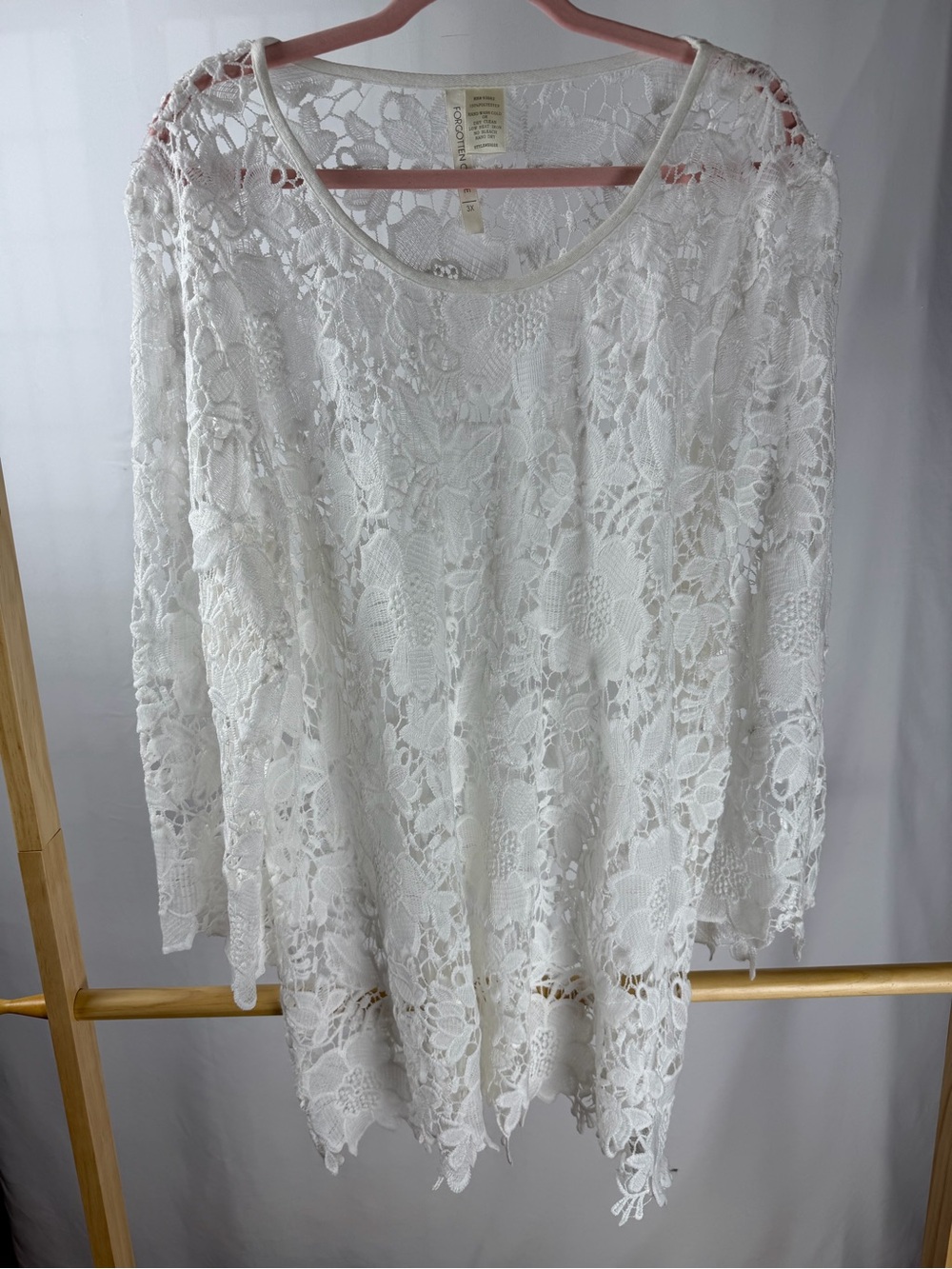 Forcotten Grace 3X White Floral Lace Tunic Boho Coastal Beachy Top